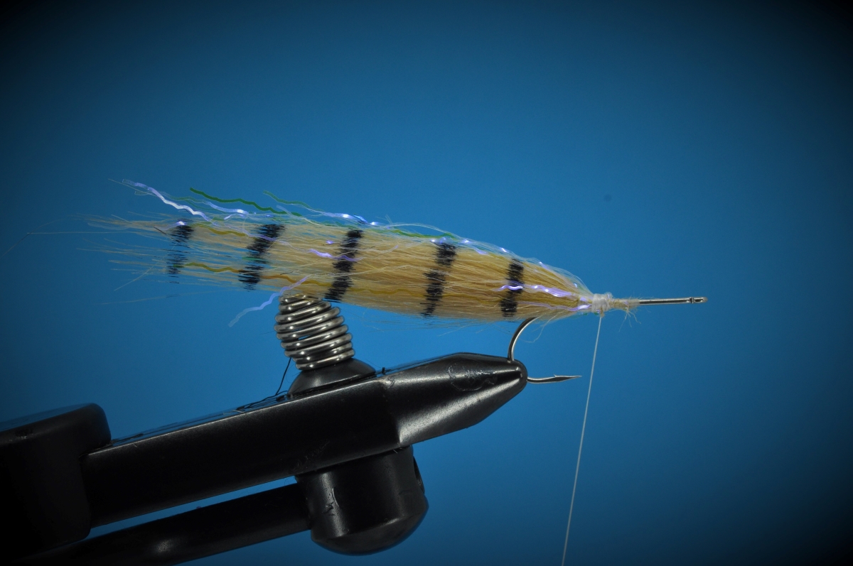 Kantner's Rivet Fly Step-by-Step - The Fat Fingered Fly Tyer