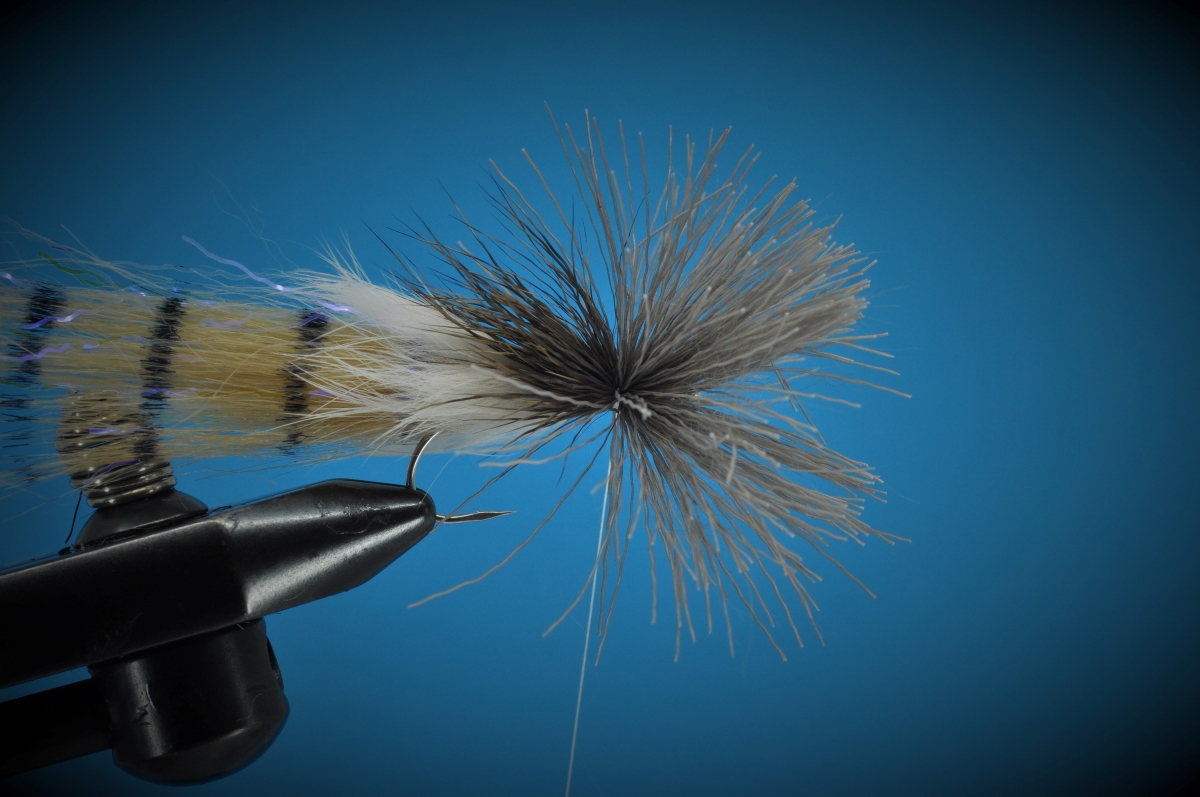 Kantner's Rivet Fly Step-by-Step - The Fat Fingered Fly Tyer